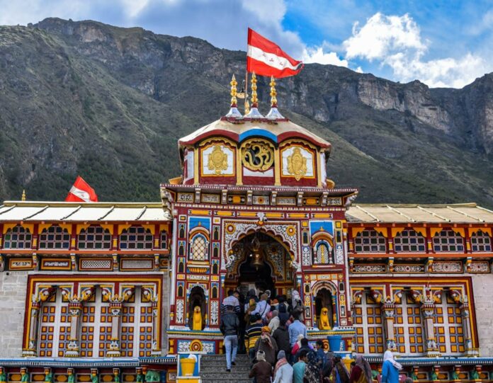 badrinath-temple_1 Badrinath Theft Case